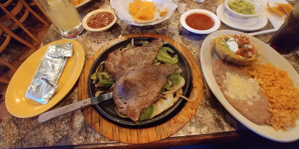 Cabos Mexican Grill | restaurant | 3421 Ridge Rd, Buford, GA 30519, USA | 6785410555 OR +1 678-541-0555