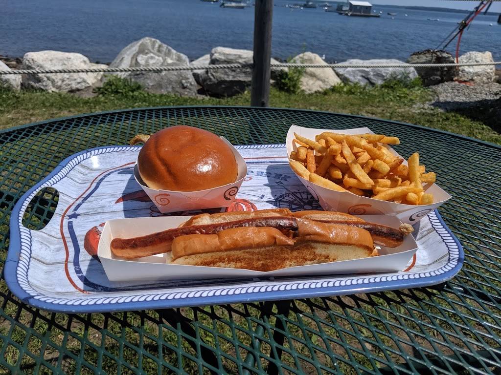 McLaughlins Lobster Shack | restaurant | 12 McKay Rd, Lincolnville, ME 04849, USA | 2077895205 OR +1 207-789-5205