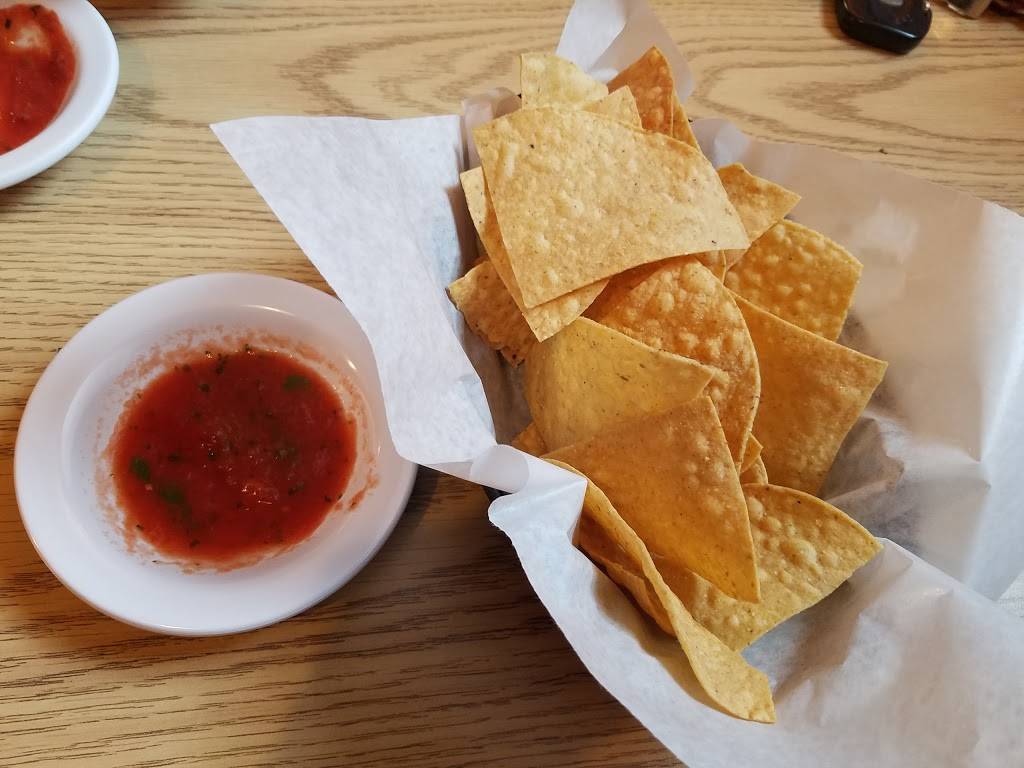 Rio Blanco | restaurant | 110 W Main St, Manchester, IA 52057, USA | 5639272744 OR +1 563-927-2744