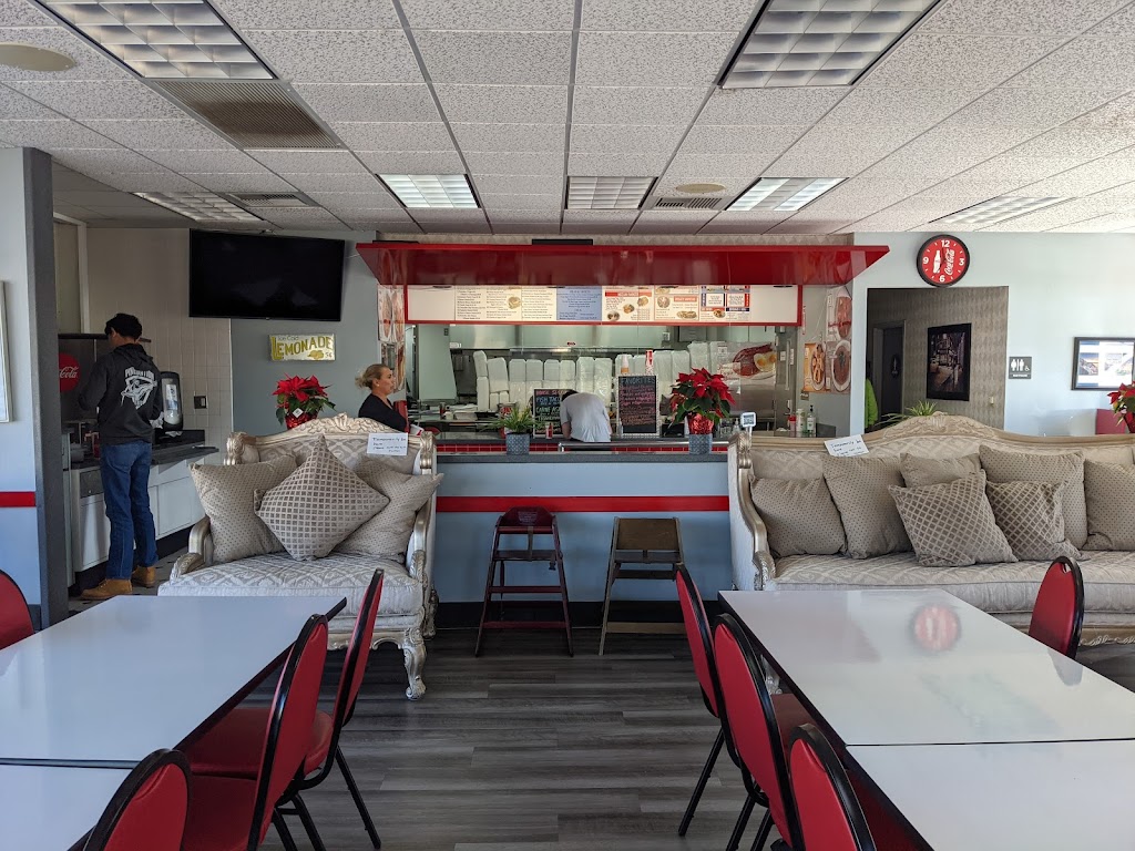 Dinos Gyros | restaurant | 1319 E Chandler Blvd, Phoenix, AZ 85048, USA | 4804602110 OR +1 480-460-2110