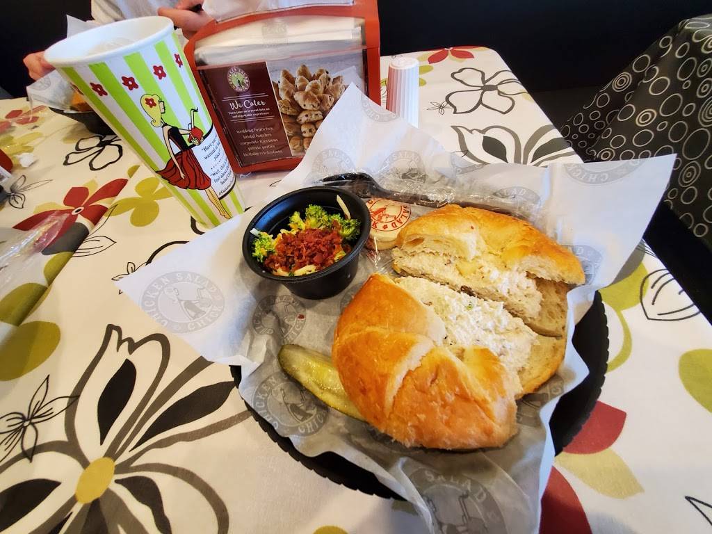 Chicken Salad Chick | restaurant | 363 Cox Creek Pkwy, Florence, AL 35630, USA | 2562570042 OR +1 256-257-0042