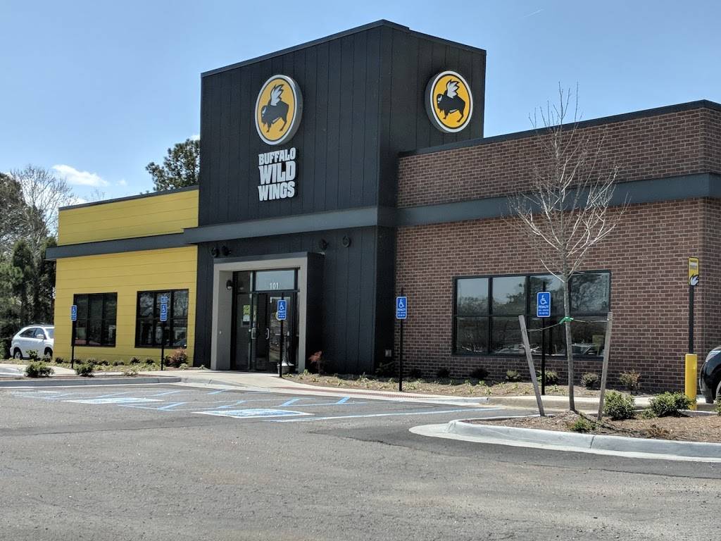 Buffalo Wild Wings | meal takeaway | 101 S Independence Blvd, Virginia Beach, VA 23462, USA | 7576871606 OR +1 757-687-1606