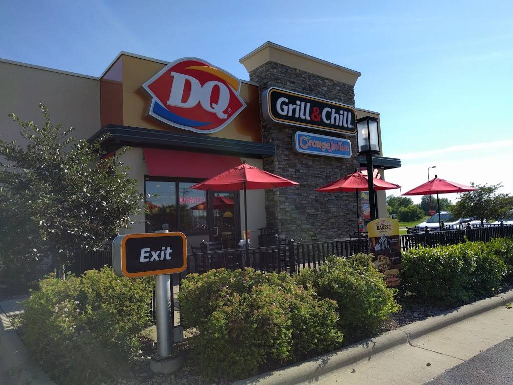 Dairy Queen Grill & Chill | restaurant | 701 WI-136, Baraboo, WI 53913, USA | 6083566313 OR +1 608-356-6313