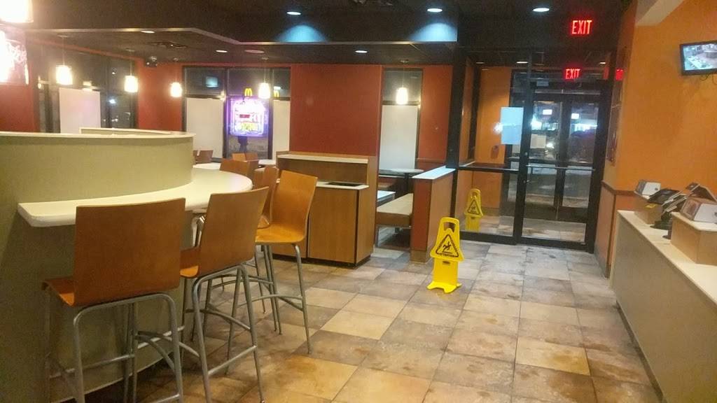 Taco Bell | meal takeaway | 633 Liberty St, Springfield, MA 01104, USA | 4137348586 OR +1 413-734-8586