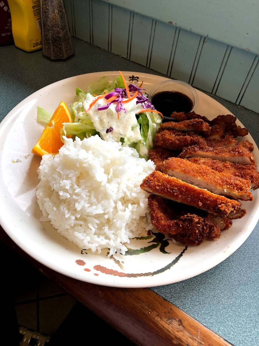 Wolfes Lunch | meal takeaway | 1220 16th St, San Francisco, CA 94107, USA | 4156213684 OR +1 415-621-3684