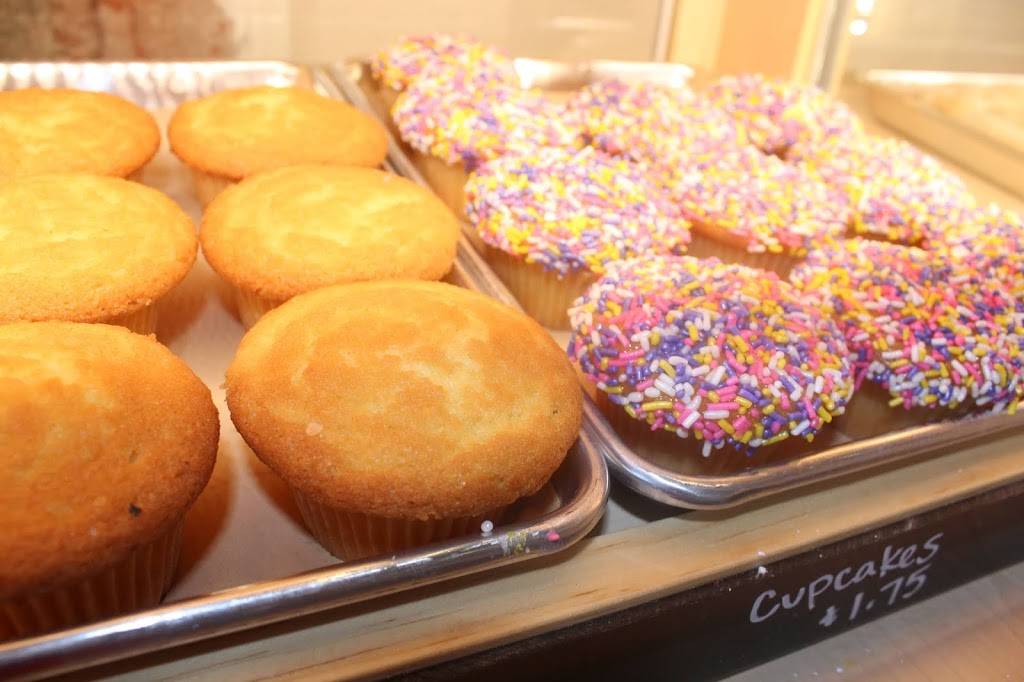 La Monarca Bakery & Cafe | cafe | 2602 N Broadway, Los Angeles, CA 90031, USA | 3233523988 OR +1 323-352-3988