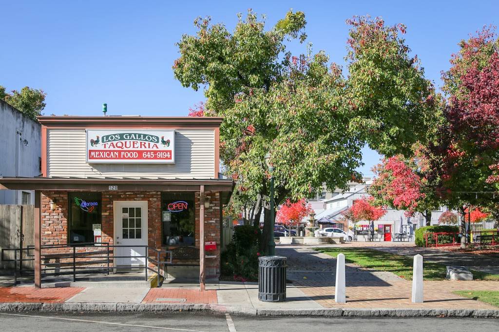 Los Gallos Taqueria | restaurant | 520 F St, Lincoln, CA 95648, USA | 9166459194 OR +1 916-645-9194