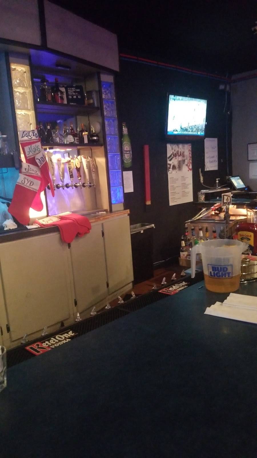 The Bruin House, LLC | restaurant | 12 E Main St Apt 651, Pittsboro, IN 46167, USA | 3174562075 OR +1 317-456-2075