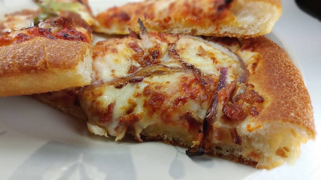 Pizza Hut | restaurant | 2421 4th St N, St. Petersburg, FL 33704, USA | 7278236699 OR +1 727-823-6699