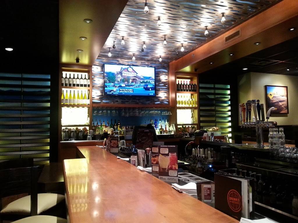 Outback Steakhouse | restaurant | 3760 SW Archer Rd, Gainesville, FL 32608, USA | 3523739499 OR +1 352-373-9499