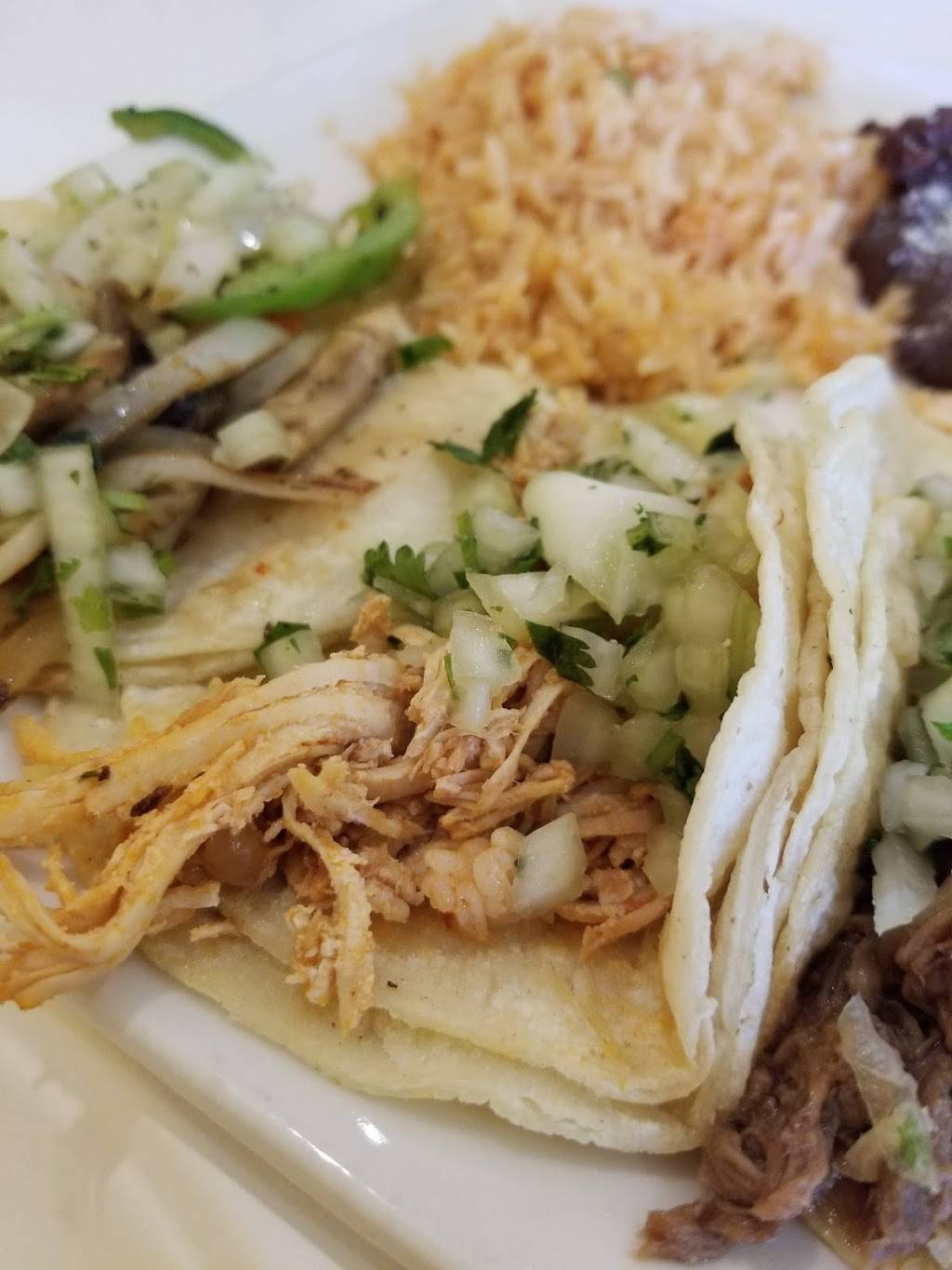 Mexico City Cafe | restaurant | 6416 W Lake St, St Louis Park, MN 55426, USA | 9529208717 OR +1 952-920-8717