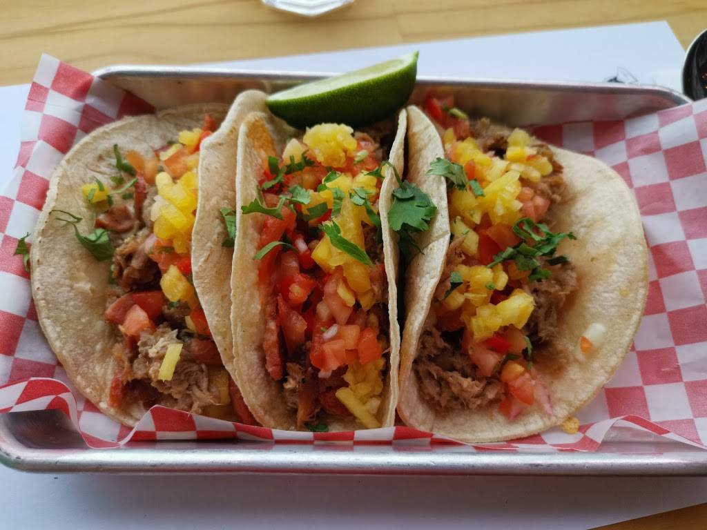 La Dinette à tacos | restaurant | 7066 Rue Sherbrooke E, Montréal, QC H1N 1E6, Canada | 4383867066 OR +1 438-386-7066