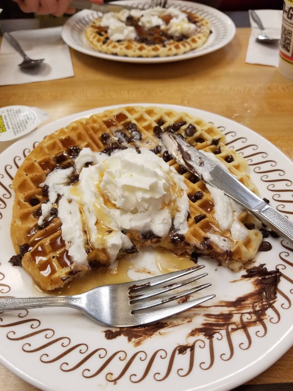 Waffle House | meal takeaway | 3069 Wilma Rudolph Blvd, Clarksville, TN 37040, USA | 9315513598 OR +1 931-551-3598