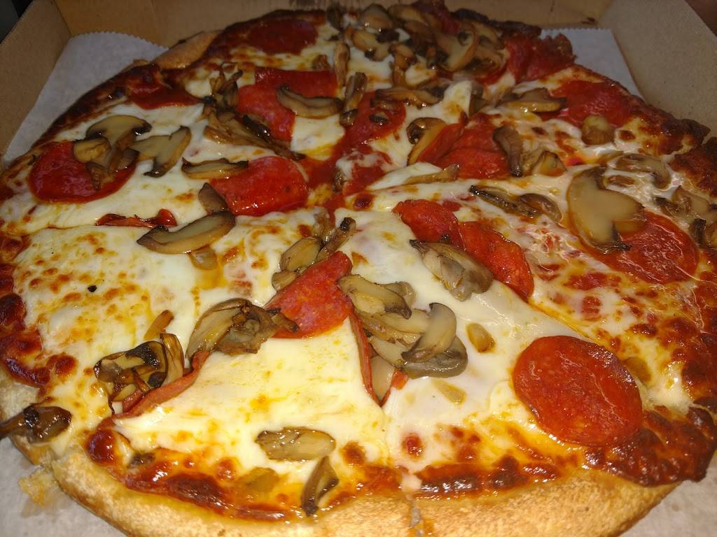 Emidios Pizza | restaurant | 636 N Main St, Akron, OH 44310, USA | 3302534777 OR +1 330-253-4777