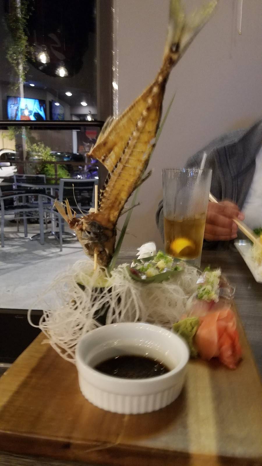 AKI SUSHI | restaurant | 145 E Sunset Rd A-100, El Paso, TX 79922, USA | 9157608888 OR +1 915-760-8888