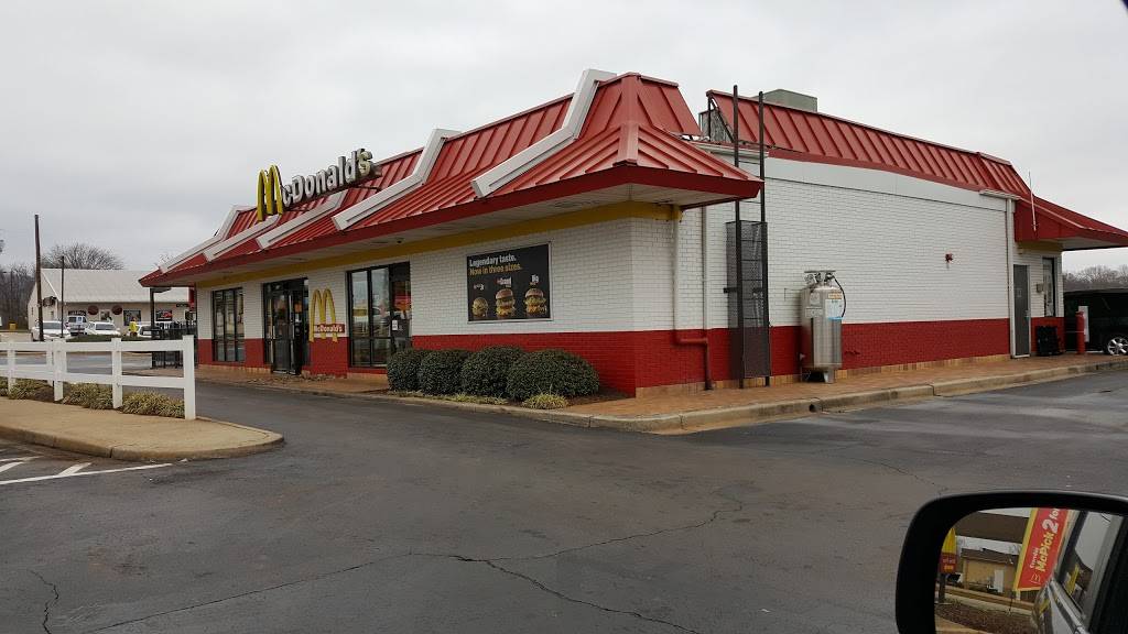 McDonalds | cafe | 5050 Old Buncombe Rd, Greenville, SC 29617, USA | 8642469103 OR +1 864-246-9103