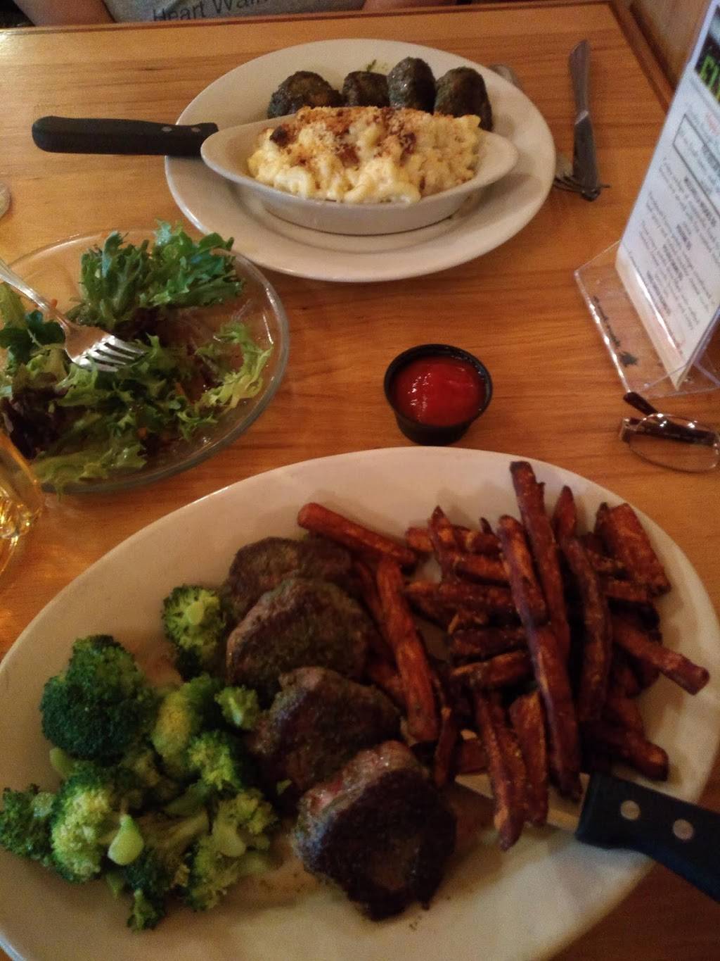 Josephs Fireside Steakhouse | restaurant | 99 W River Rd, Waterville, ME 04901, USA | 2078778325 OR +1 207-877-8325