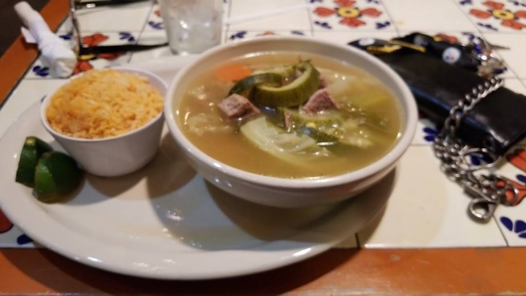 Ay Caramba Restaurant | restaurant | 8001 N Mesa St, El Paso, TX 79932, USA | 9155815565 OR +1 915-581-5565