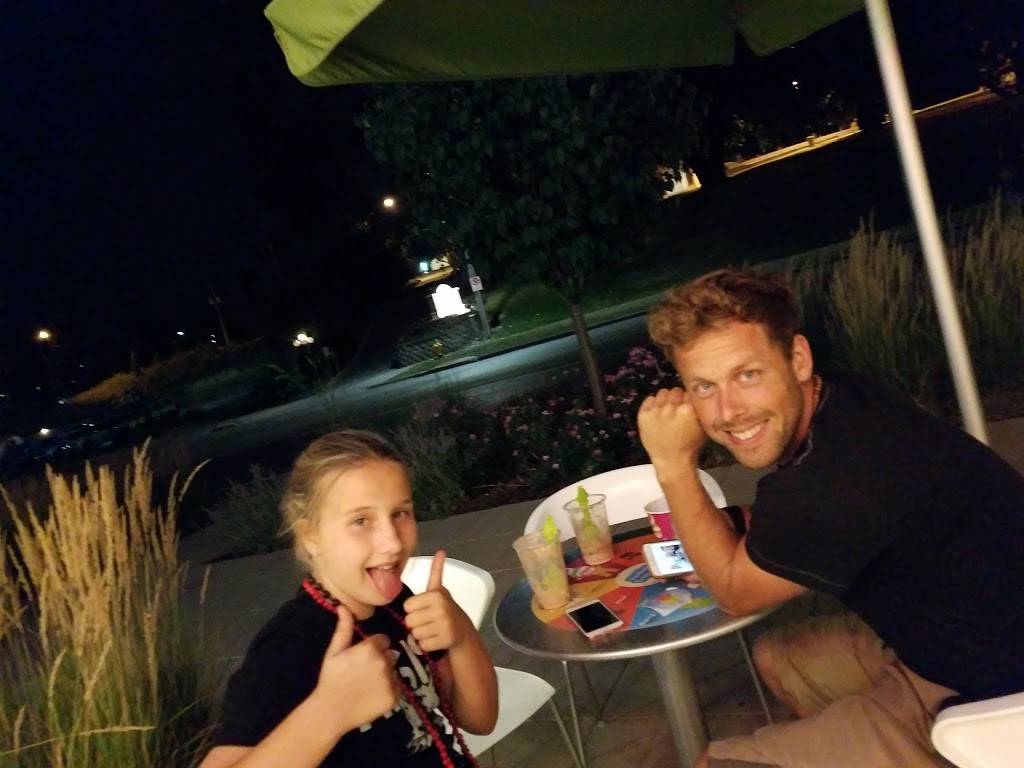 Menchies Frozen Yogurt | bakery | 2105 Ingersoll Ave, Des Moines, IA 50312, USA | 5152883410 OR +1 515-288-3410