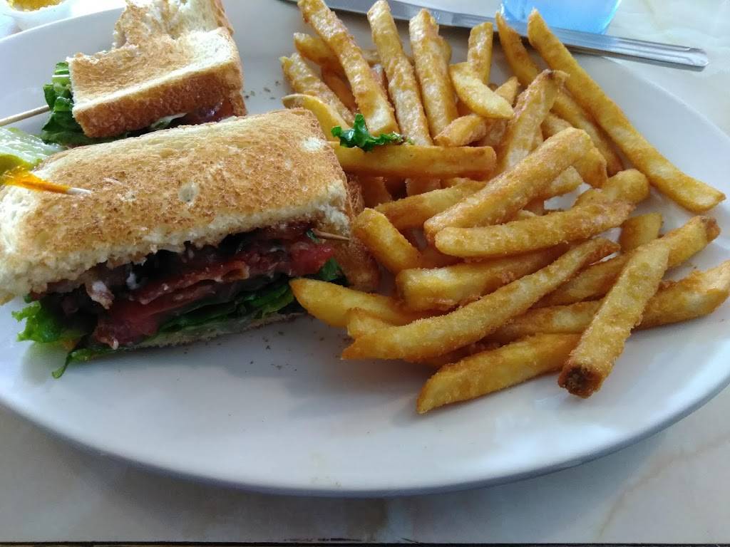 Rose Garden Family Restaurant | restaurant | 1455, Astor, FL 32102, USA | 3867490276 OR +1 386-749-0276