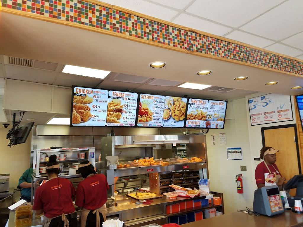 Popeyes Louisiana Kitchen | restaurant | 533 US-90, Bay St Louis, MS 39520, USA | 2284672085 OR +1 228-467-2085