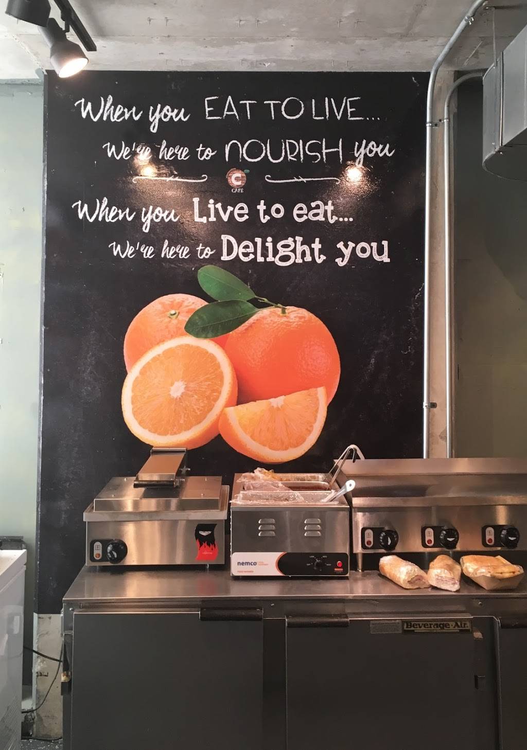 Clementine Café | meal takeaway | 111 N 12th St, Tampa, FL 33602, USA | 8133825575 OR +1 813-382-5575