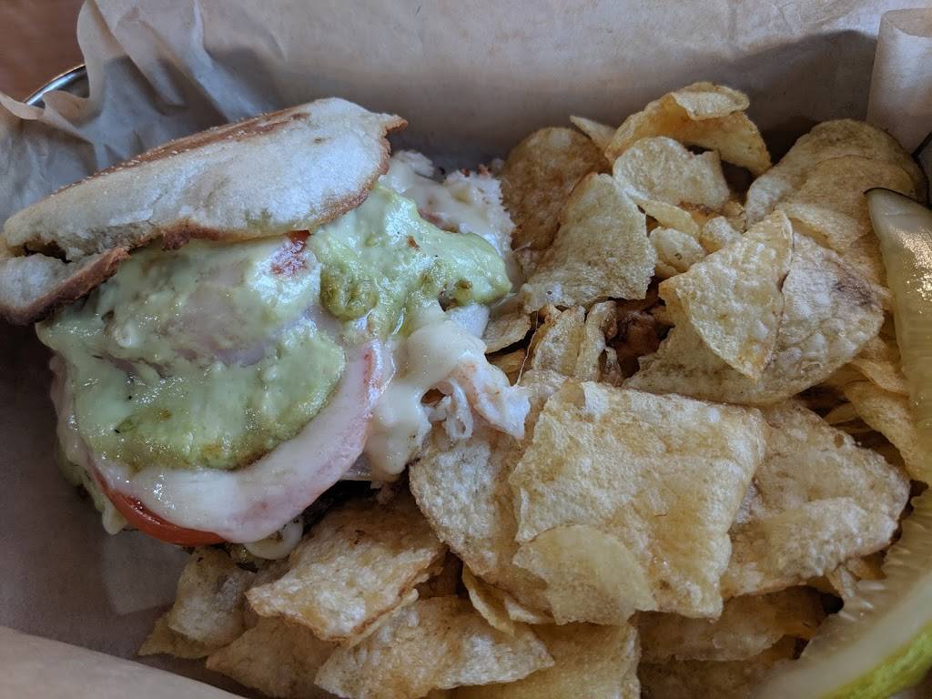 Lobster Pound Restaurant | restaurant | 2521 Atlantic Hwy, Lincolnville, ME 04849, USA | 2077895550 OR +1 207-789-5550