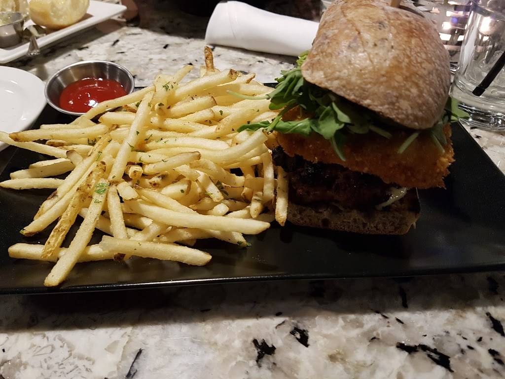 Cavallo Nero | restaurant | 370 Wilson St E, Ancaster, ON L9G 4S4, Canada | 9056488888 OR +1 905-648-8888