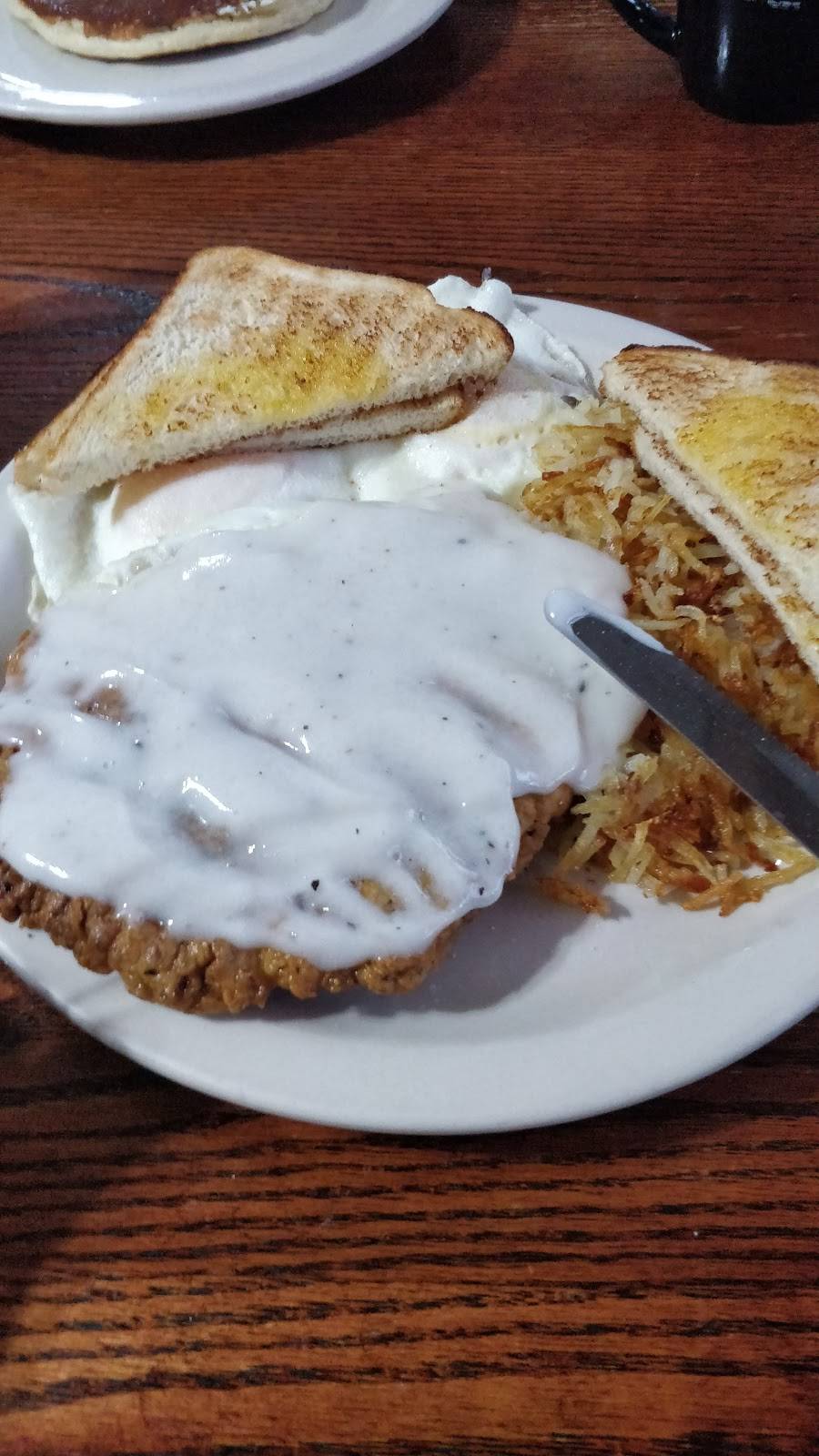 Brandis Country Kitchen | restaurant | 1410 Chico Hwy, Bridgeport, TX 76426, USA | 9406831008 OR +1 940-683-1008