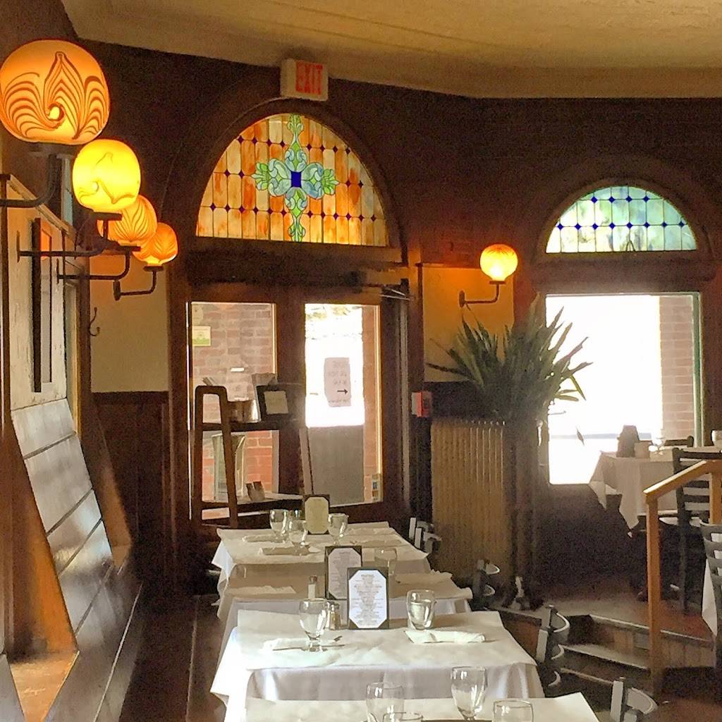 Wood Creek Bar & Grill | restaurant | 14 Greenwoods Rd W, Norfolk, CT 06058, USA | 8605421200 OR +1 860-542-1200