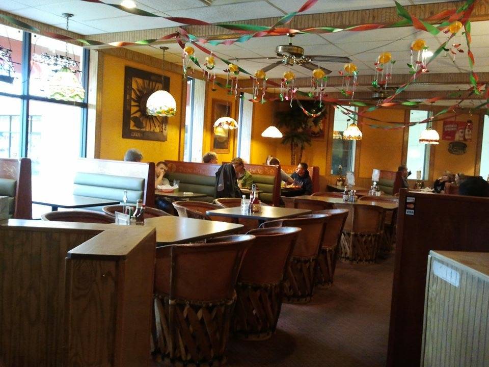 Don Julio | restaurant | 816 Lake St S, Forest Lake, MN 55025, USA | 6514643544 OR +1 651-464-3544