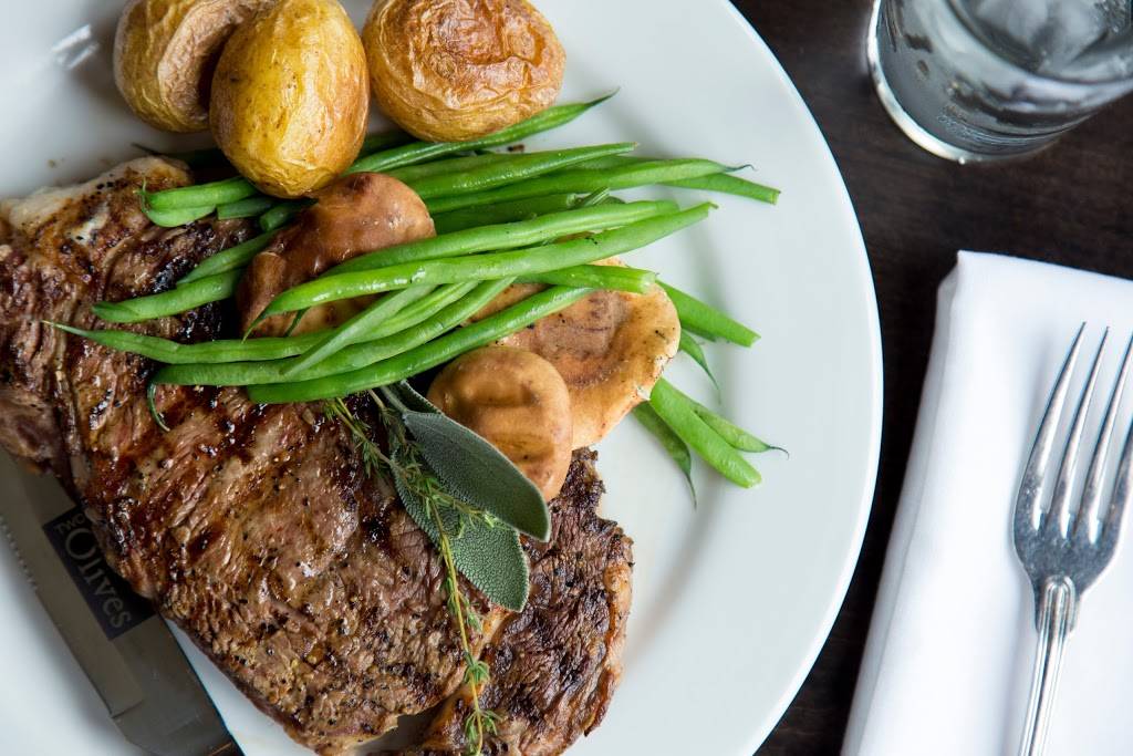 Two Olives Restaurant & Bar | restaurant | 2949 N Rock Rd #120, Wichita, KS 67226, USA | 3166811100 OR +1 316-681-1100