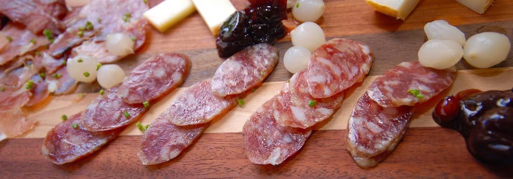 Bistro St-Malo | restaurant | 75 Rue Saint-Paul, Québec, QC G1K 3V8, Canada | 4186922004 OR +1 418-692-2004