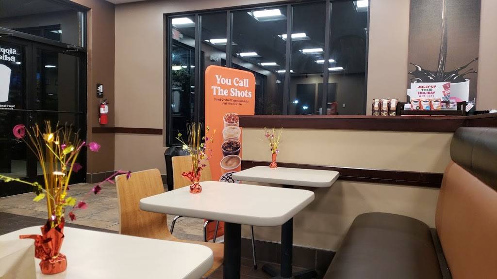 Dunkin | cafe | 1014 Wilson Bus Pkwy, Fort Mill, SC 29708, USA | 8038182630 OR +1 803-818-2630