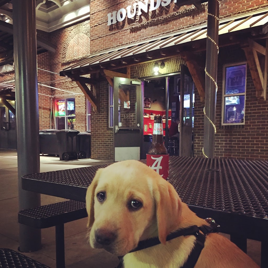 The Houndstooth | night club | 1300 University Blvd, Tuscaloosa, AL 35401, USA | 2057528444 OR +1 205-752-8444