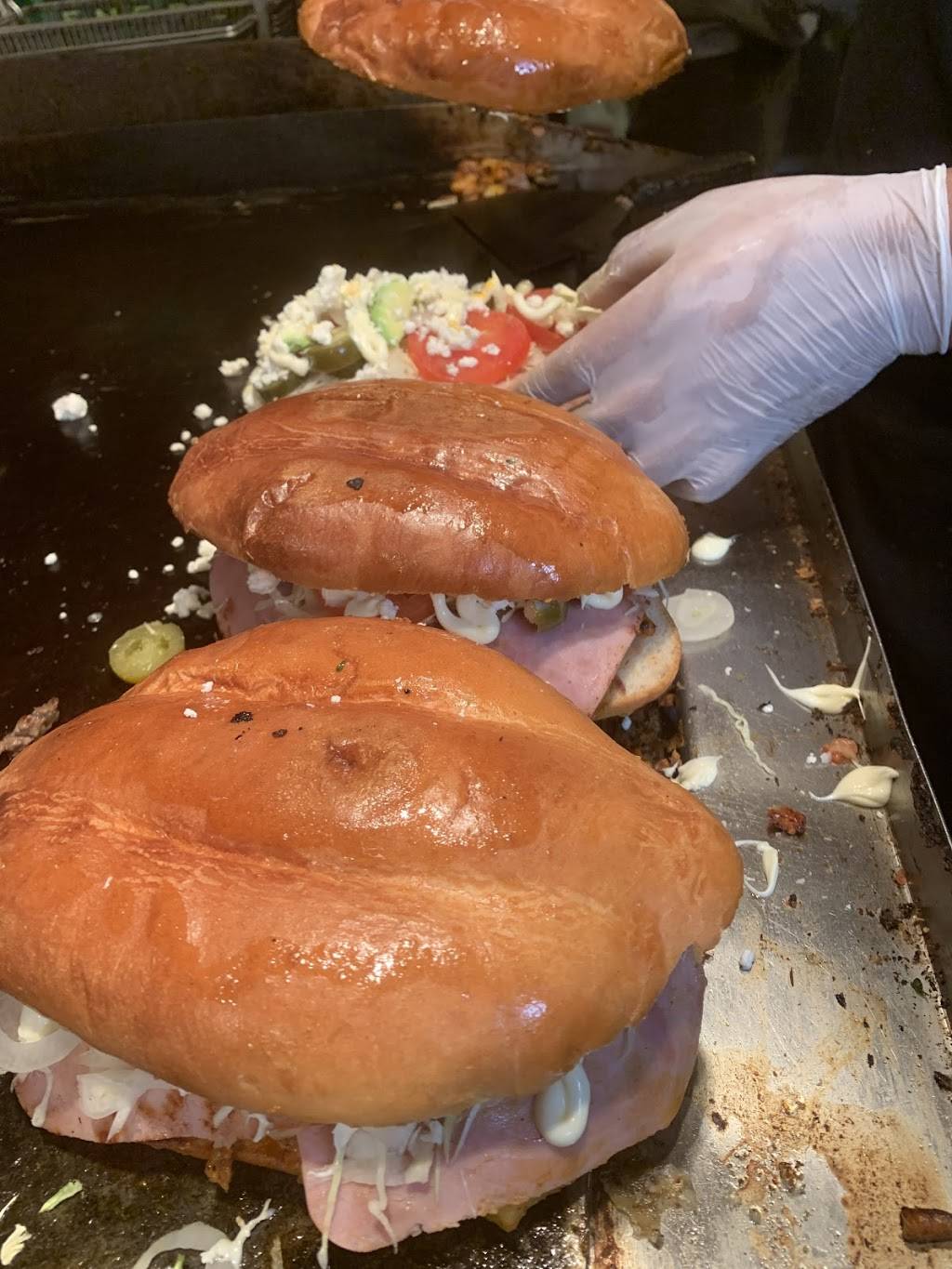 Taqueria Y Antojitos El Chido | restaurant | 3107 Old Hilliard Rd, Henrico, VA 23228, USA | 8049312534 OR +1 804-931-2534