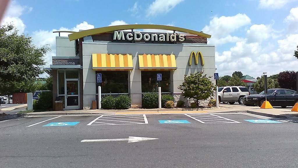 McDonalds | cafe | 250 Rivendell Ct, Winchester, VA 22603, USA | 5406659645 OR +1 540-665-9645
