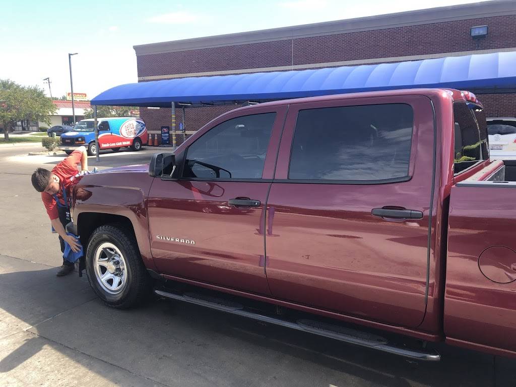 Delta Sonic Car Wash | bakery | 1812 W Jefferson St, Joliet, IL 60435, USA | 8152077000 OR +1 815-207-7000