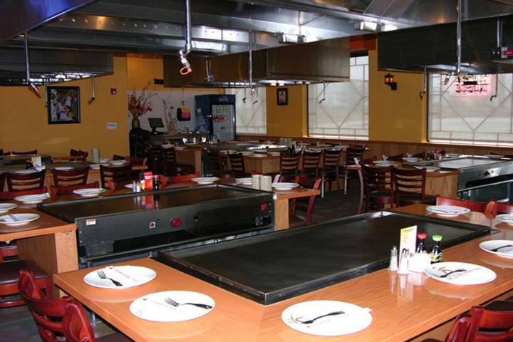 Oyama Sushi & Steakhouse | restaurant | 5350 Council St NE, Cedar Rapids, IA 52402, USA | 3198321800 OR +1 319-832-1800