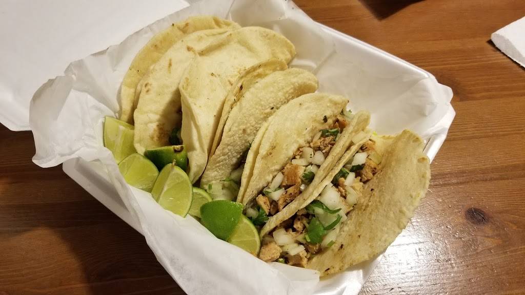 La Fondita | restaurant | 3969 Teasley Lane suite 1300 lakewood square, Denton, TX 76210, USA | 9405141987 OR +1 940-514-1987