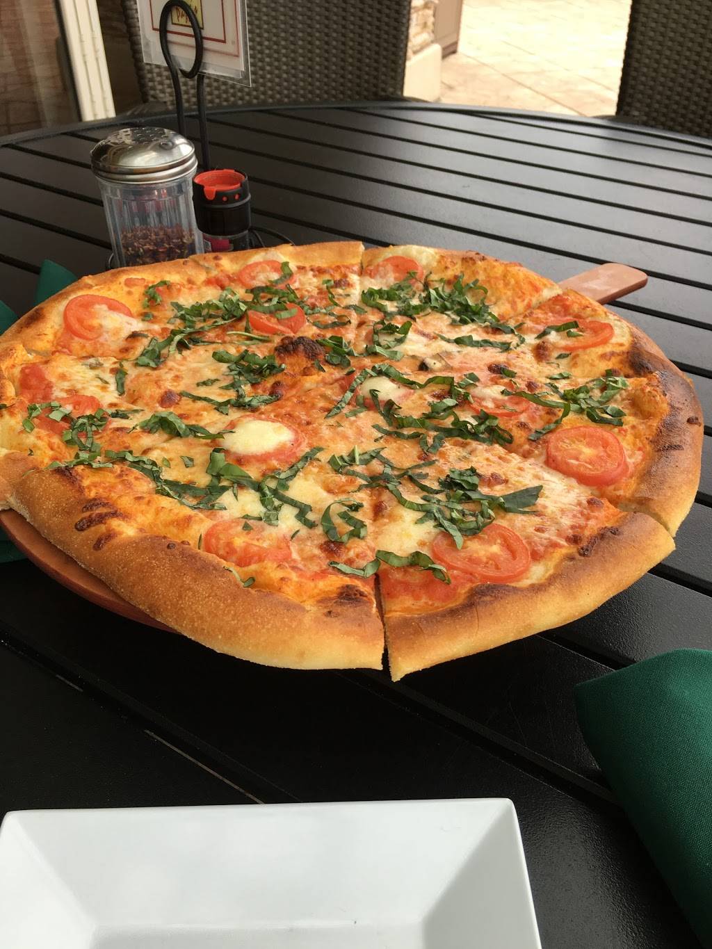 400 Pazzis | restaurant | 400 S Collier Blvd, Marco Island, FL 34145, USA | 2393942511 OR +1 239-394-2511