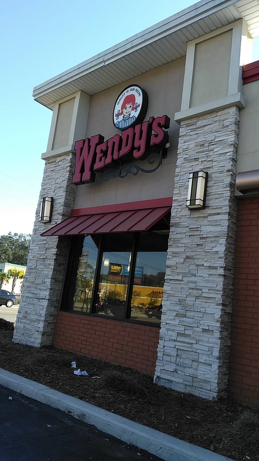 Wendys | restaurant | 1616 University Blvd S, Jacksonville, FL 32216, USA | 9047257996 OR +1 904-725-7996