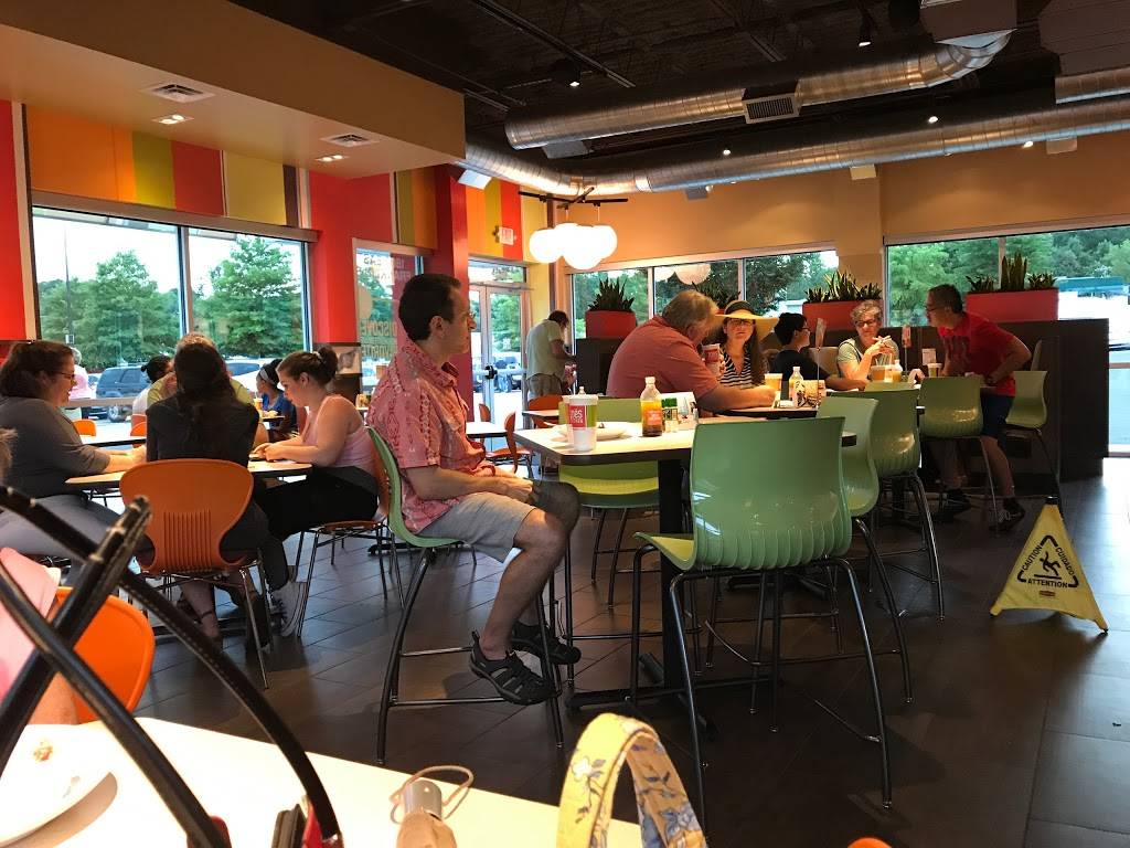 Zoës Kitchen | restaurant | 1800 E Franklin St Unit 40, Chapel Hill, NC 27514, USA | 9198839310 OR +1 919-883-9310