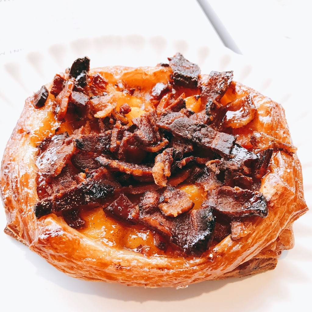 Saint Marc - American Cuisine & Pub | restaurant | 21058 Pacific Coast Hwy, Huntington Beach, CA 92648, USA | 7143741101 OR +1 714-374-1101