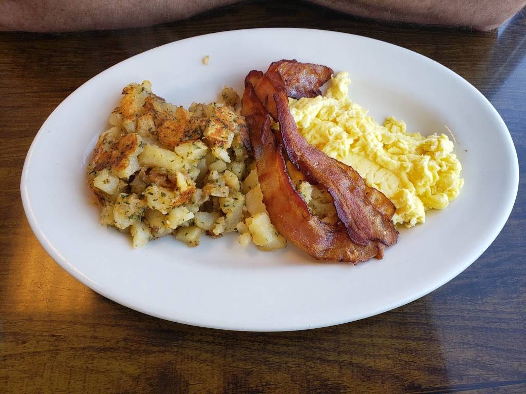 Leos Cafe | restaurant | 232 Racetrack Rd, McDonough, GA 30252, USA | 6788144619 OR +1 678-814-4619