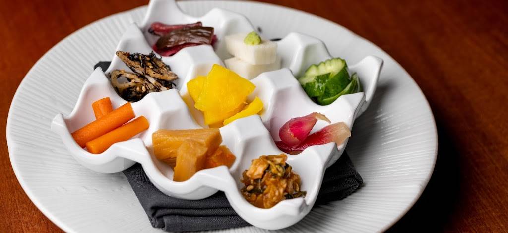 Blue Ribbon Sushi | restaurant | 15201 Palisades Village Lane, Los Angeles, CA 90272, USA | 3109079899 OR +1 310-907-9899