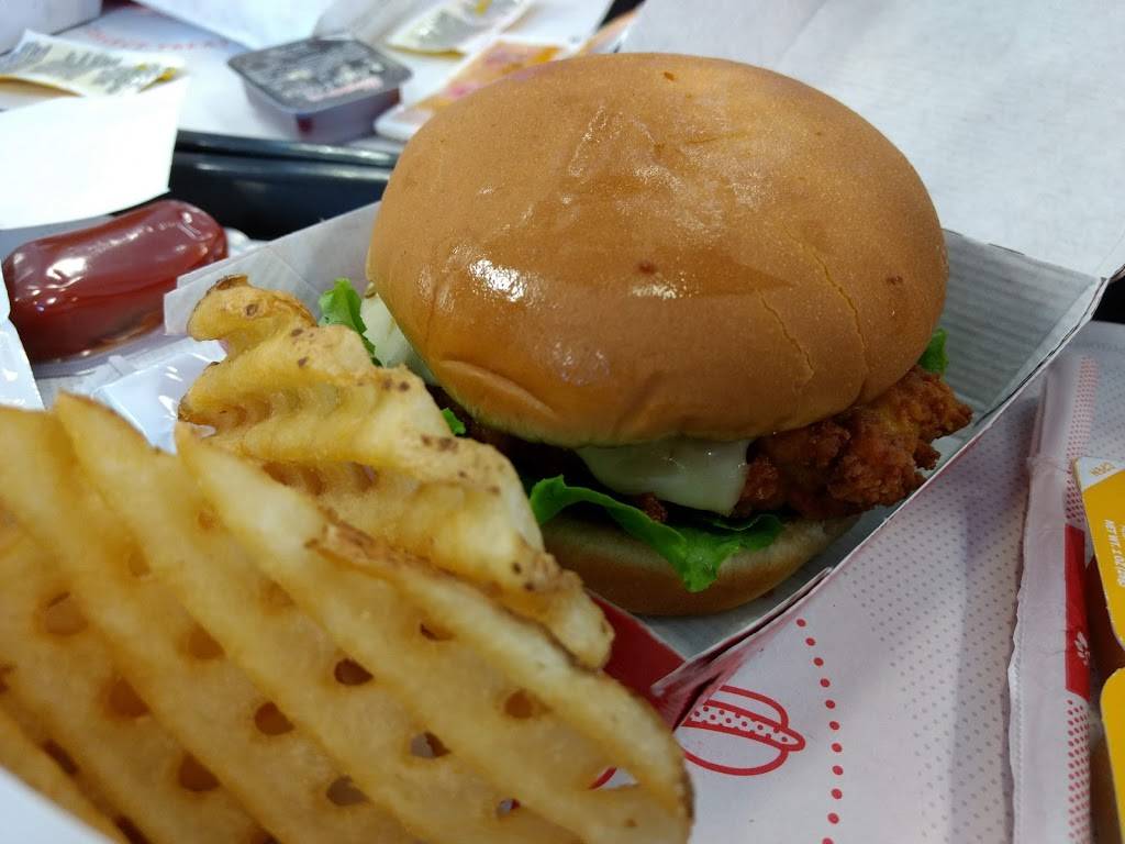 Chick-fil-A | restaurant | 12087 S, S Black Bob Rd, Olathe, KS 66062, USA | 9138297600 OR +1 913-829-7600