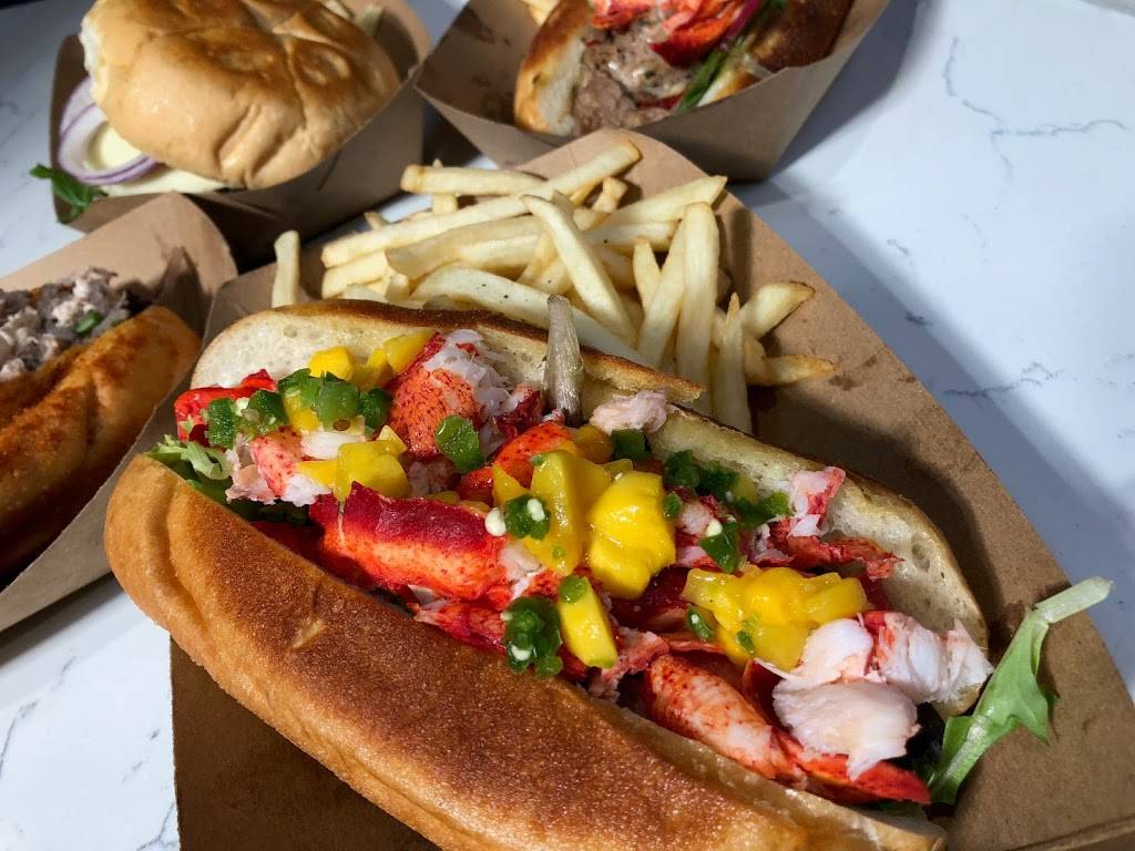 Surf and Turf Beachside | restaurant | 13437 Gulf Blvd, Madeira Beach, FL 33708, USA | 7278519309 OR +1 727-851-9309