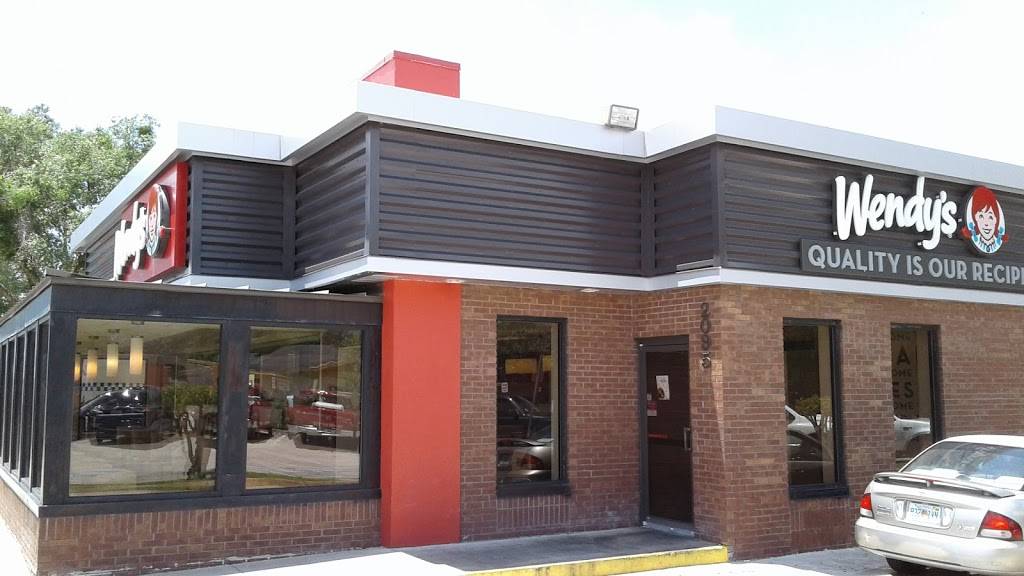 Wendys | restaurant | 2095 S Volusia Ave, Orange City, FL 32763, USA | 3862185946 OR +1 386-218-5946