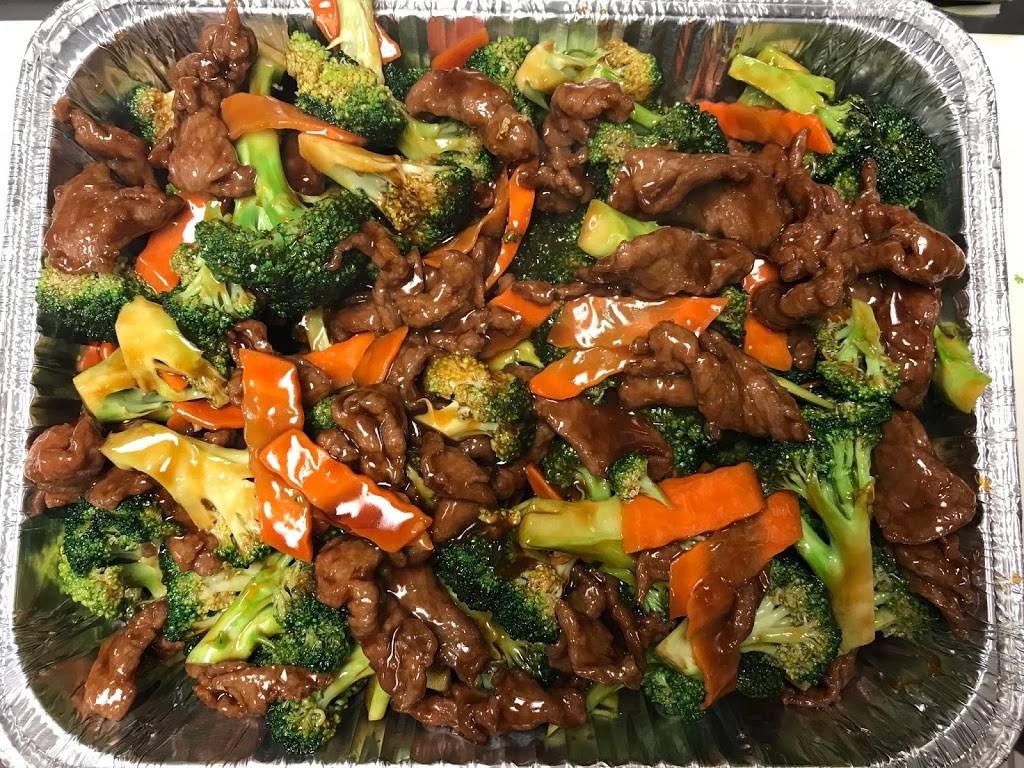 Golden Dragon | restaurant | 810 Main St, Bentleyville, PA 15314, USA | 7242393688 OR +1 724-239-3688